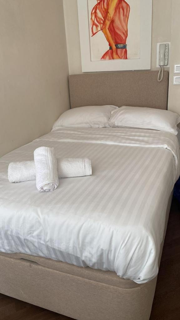 Apartament Studio Pompidou - Rue Des Temples 3 Places Paryż Zewnętrze zdjęcie